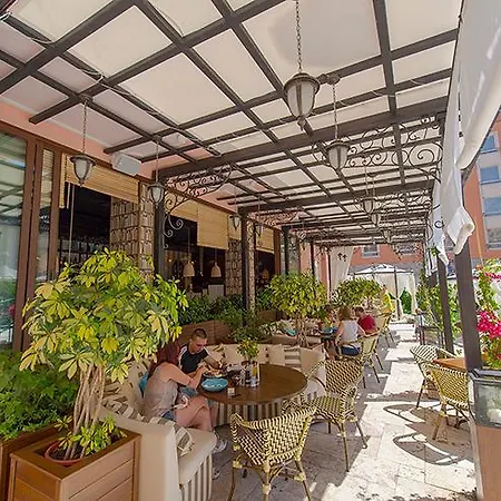 Apart-hotel Romance Marine Aparthotel 4*