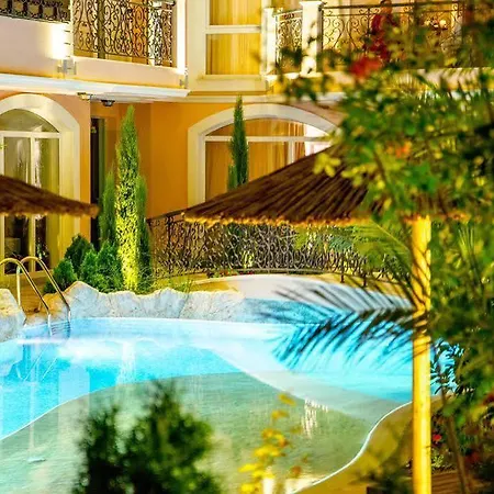 Romance Marine Aparthotel 4*