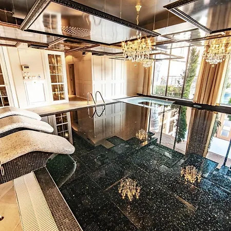 Romance Marine Aparthotel Apart-hotel