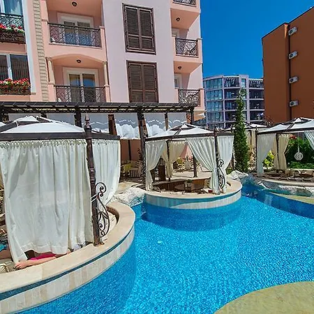 Romance Marine Aparthotel Lejlighedshotel