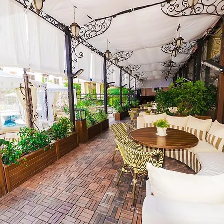 Lejlighedshotel Romance Marine Aparthotel