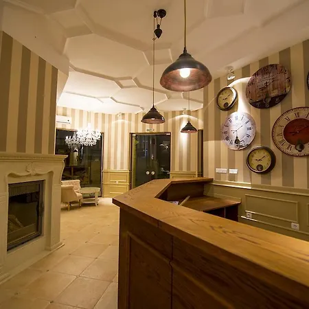 Romance Marine Aparthotel ساني بيتش