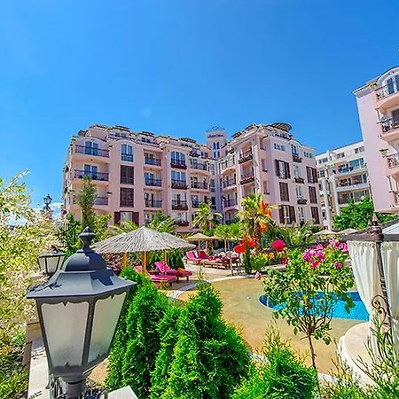 Romance Marine Aparthotel 4* サニービーチ