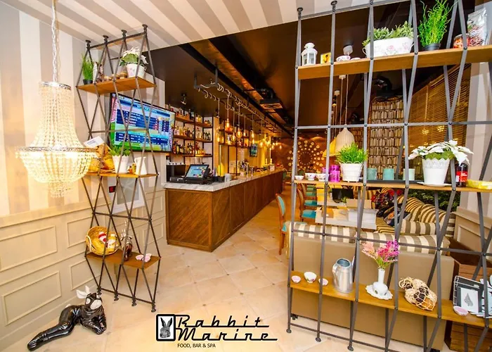 Romance Marine Aparthotel Lejlighedshotel