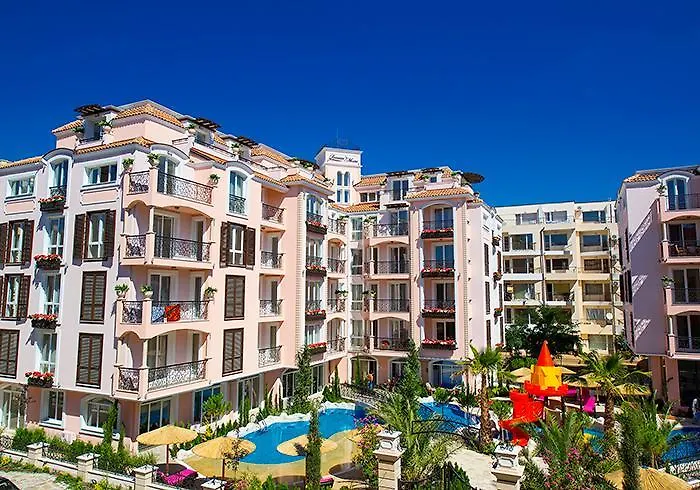 Lejlighedshotel Romance Marine Aparthotel 4*