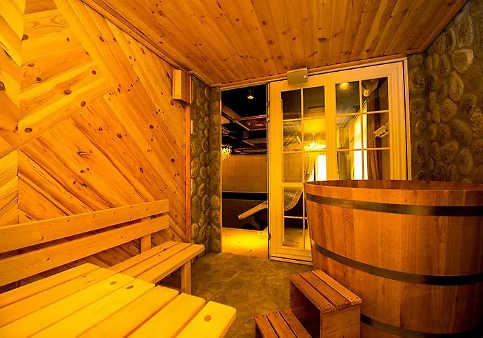 Romance Marine Aparthotel